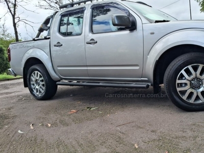 FRONTIER 2.5 SV ATTACK 4X4 CD TURBO ELETRONIC DIESEL 4P AUTOMATICO 2015