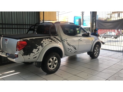 Mitsubishi L200 Triton L 200 Triton HPE 4x4 3.5 V6 (flex) (cab. dupla) (aut) 2010