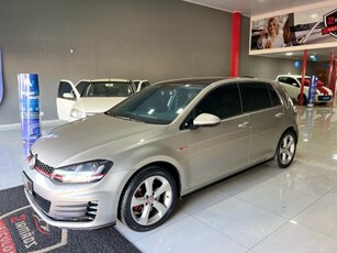 Volkswagen Golf GTI 2.0 TSi DSG 2015