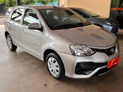 ETIOS HATCH Prata 2018