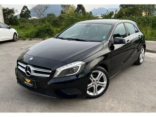 Mercedes-Benz Classe A 200 Urban 1.6 DCT Turbo 2015