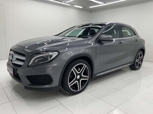 MERCEDES-BENZ GLA 250