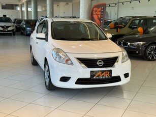 NISSAN Versa 1.6 16V SV 2014