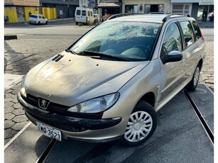 Peugeot 206 Hatch. Presence 1.4 8V 2p 2005