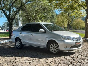 Toyota Etios Sedan XS 1.5 (Flex) 2013