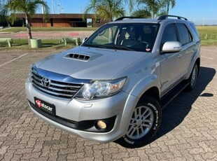 TOYOTA HILUX SW4