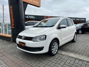 Volkswagen Fox 1.0 VHT (Flex) 4p 2012