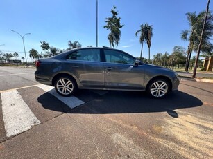 Volkswagen Jetta 2.0 TSI Highline DSG 2016