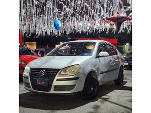 Volkswagen Polo Sedan Comfortline 1.6 8V (Flex) 2010