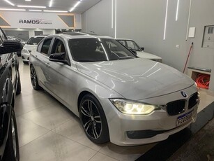 BMW Série 3 328i 2.0 16V (Aut) 2013