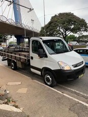 Iveco 35s14 ano 2014 carroceria