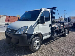 Iveco Daily Chasis 3.0 35S14 3000 Luxo Cab. Simples 2P