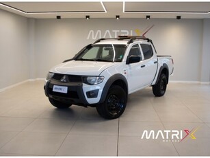 Mitsubishi L200 Triton 3.2 DID-H Savana 4WD 2015