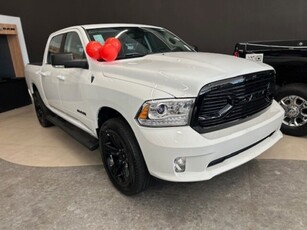 RAM Classic 5.7 V8 Laramie Night Edition 4WD 2023