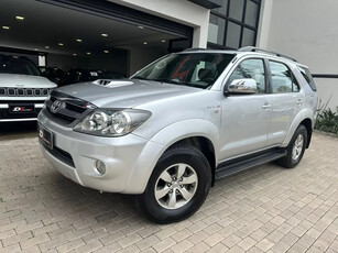 Toyota Hilux SW4 3.0 SRV 4X4 16V TURBO INTERCOOLER DIESEL 4P AUTOMÁTICO