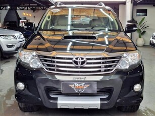 Toyota SW4 SRV 3.0 TDI 4X4 (5 Lugares) 2013