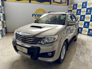 Toyota SW4 SRV 3.0 TDI 4X4 (5 Lugares) 2013