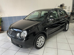 Volkswagen Polo Sedan POLO SED. COMFORT. 1.6 MI TOT. FLEX 8V