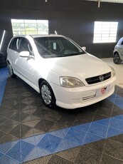 CORSA 1.8 MPFI MAXX 8V FLEX 4P MANUAL 2003