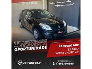 Renault Sandero Authentique 1.0 16V (flex) 2012