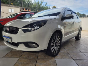 Fiat Grand Siena 1.6 16v Essence Italia Flex 4p