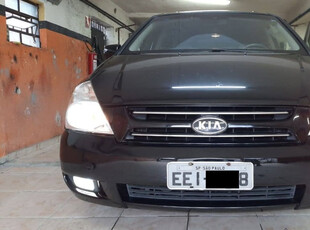 Kia Carnival 3.8 Ex 5p