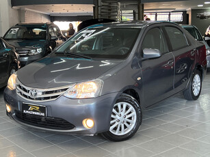 Toyota Etios Etios Sedan XLS 1.5 (Flex)