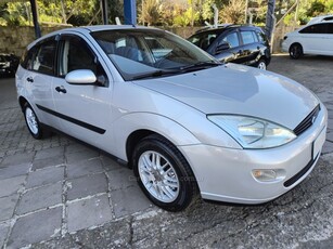 FOCUS 1.8 GLX 16V GASOLINA 4P MANUAL 2003