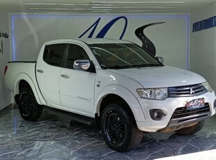 MITSUBISHI L200 TRITON