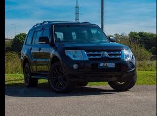 MITSUBISHI PAJERO FULL