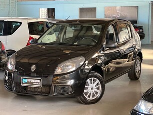 SANDERO 1.0 AUTHENTIQUE 16V FLEX 4P MANUAL 2014