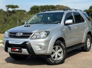 TOYOTA HILUX SW4