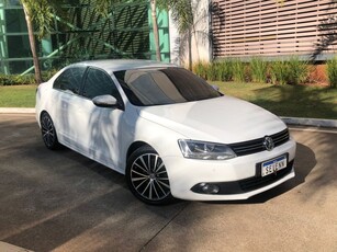 Volkswagen Jetta 2.0 Comfortline Tiptronic (Flex)