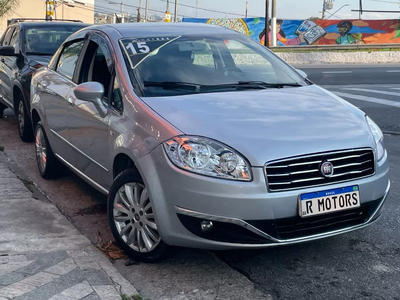 Fiat Linea 1.8 16v Essence Flex Dualogic 4p