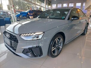 Audi A4 2.0 Performance Bl STronic Quattro black 2021