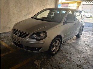 Volkswagen Polo Sedan Comfortline 1.6 8V (Flex) 2011