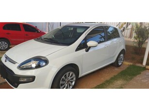 Fiat Punto Attractive 1.4 (Flex) 2014