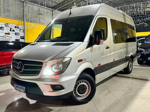 Mercedes-Benz Sprinter 2.2 CDI DIESEL VAN 415 TA LONGO 16L MANUAL