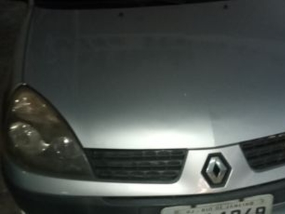Renault Clio Hatch. Authentique 1.0 8V