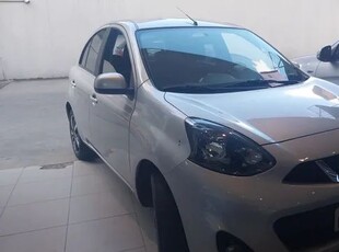 NISSAN MARCH SL 1.6 AUT COM KM 31MIL KM R$68.899,00