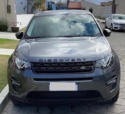 Land Rover Discovery Sport muito conservada