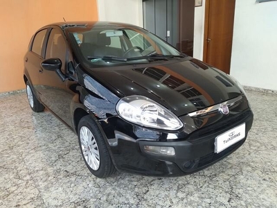 Fiat Punto Attractive 1.4 (Flex) 2014