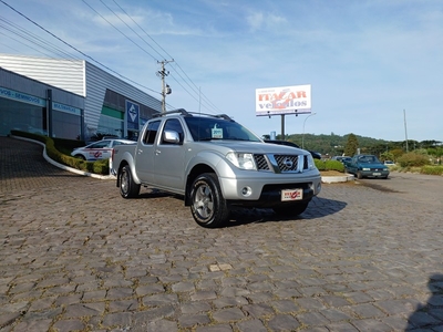FRONTIER 2.5 LE 4X4 CD TURBO ELETRONIC DIESEL 4P AUTOMATICO 2011