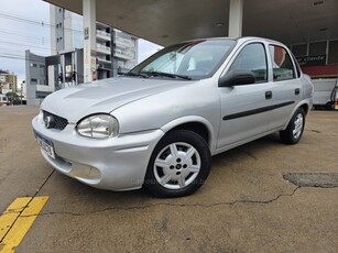 CORSA 1.0 MPFI CLASSIC 8V GASOLINA 4P MANUAL 2005