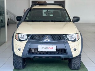 Mitsubishi L200 Triton 3.2 DID-H Savana 4WD 2015