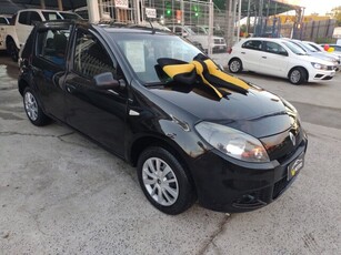 Renault Sandero Authentique 1.0 16V (flex) 2014