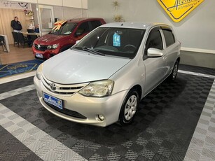 Toyota Etios Hatch Etios X 1.3 (Flex) 2014