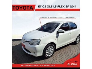 Toyota Etios Hatch Etios XLS 1.5 (Flex) 2014