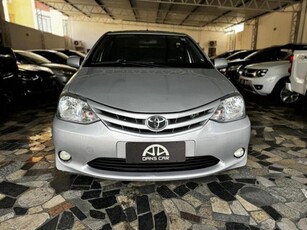 Toyota Etios Hatch Etios XS 1.3 (Flex) 2013
