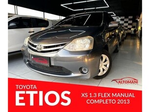 Toyota Etios Hatch Etios XS 1.3 (Flex) 2013